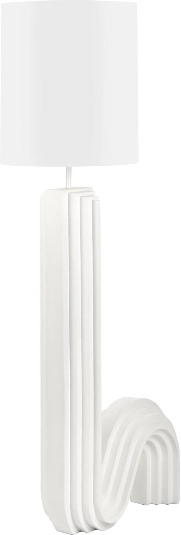 Eine moderne, weiße Stehlampe mit einem geschwungenen Sockel und einem Lampenschirm.