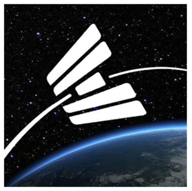 Ein weißes Logo schwebt über der Erdkugel vor einem Sternenhimmel.