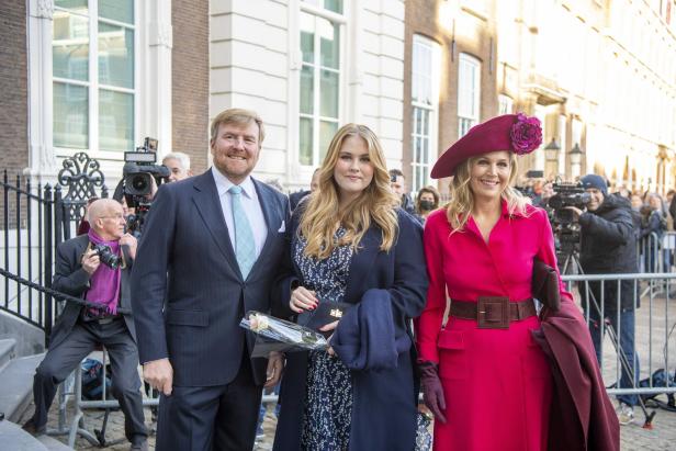 König Willem-Alexander, Prinzessin Amalia und Königin Máxima.