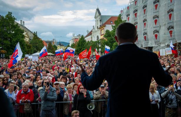Slowakischer Ex-Premier Fico von Polizei festgenommen