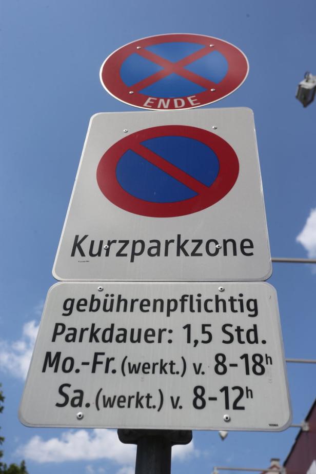 Rund um Wien sprießen Kurzparkzonen