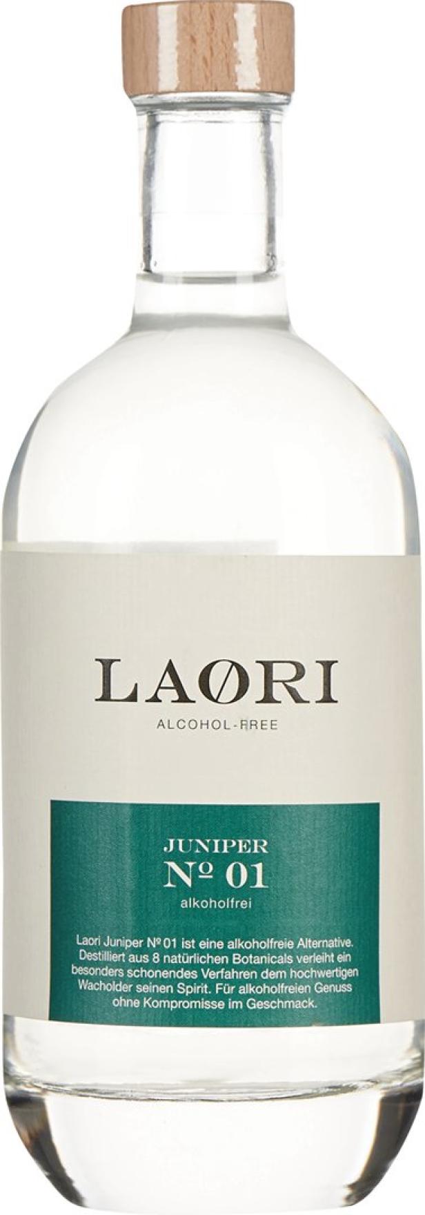 Eine Flasche Laori Juniper Nº 01, eine alkoholfreie Alternative.