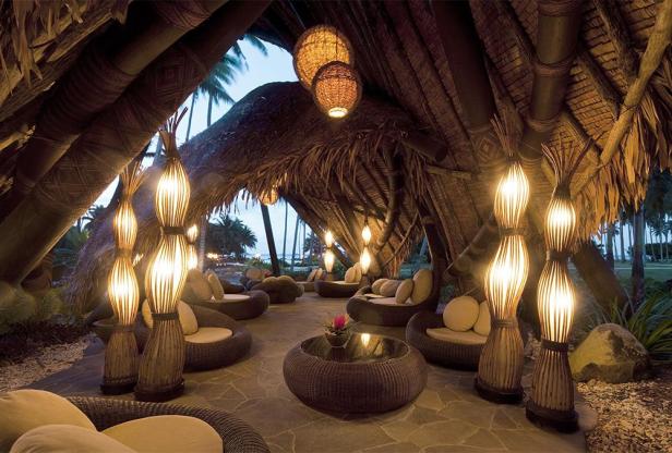 S_s_COMO_Laucala_Island_Restaurant_Pool_Bar S_s_COMO_Laucala_Island_Restaurant_Pool_Bar