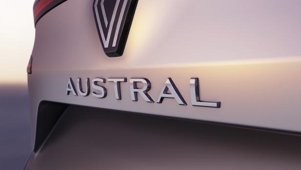 2021_-_renault_reveals_the_name_of_its_new_suv_-_austral.jpg