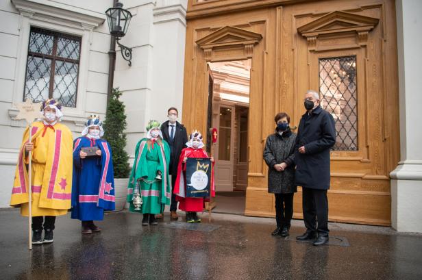 Hofburg-Besuch: Sternsinger mussten diesmal nicht in der Kälte stehen