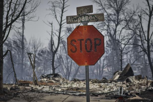 US-WILDFIRES-BREAK-OUT-ACROSS-BOULDER-COUNTY-IN-COLORADO