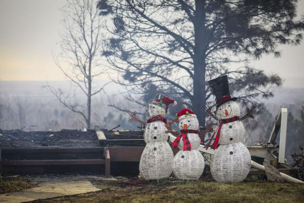 US-WILDFIRES-BREAK-OUT-ACROSS-BOULDER-COUNTY-IN-COLORADO