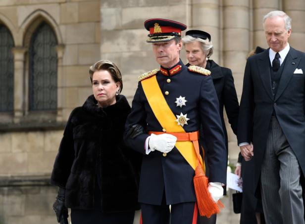 Nach Feiertagen: Königin Silvia von Schweden und weitere Royals haben Corona