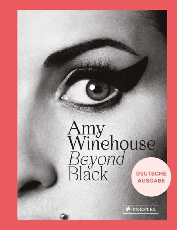 Das Cover der deutschen Ausgabe von „Amy Winehouse: Beyond Black“ zeigt das Gesicht der Sängerin.