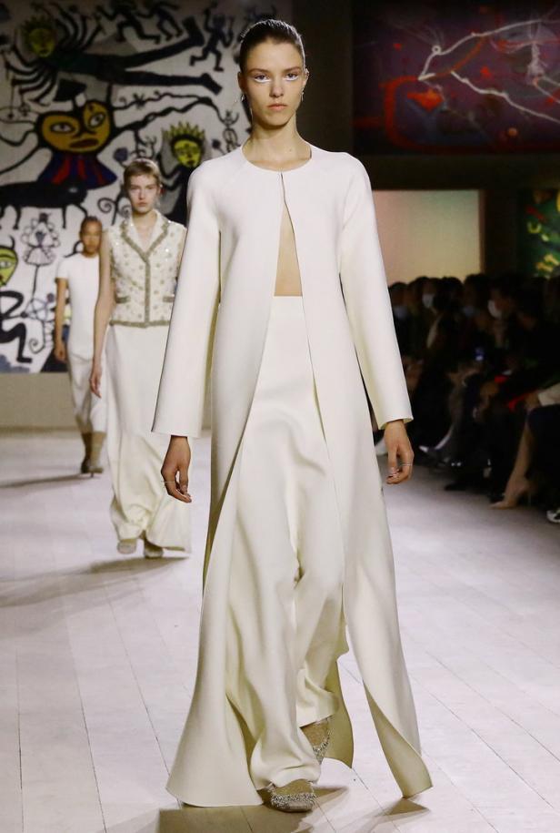 Haute Couture in Paris: Dior eröffnete mit Glitzer und Braut-Inspirationen