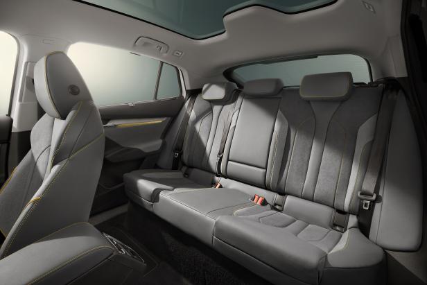 enyaq_coupe_seats_rear.jpg