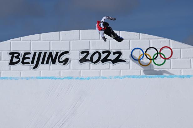 Snowboard - Men's and Women's Slopestyle Training