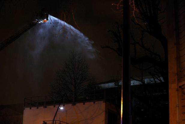 Großbrand im Zentrum von Paris ausgebrochen