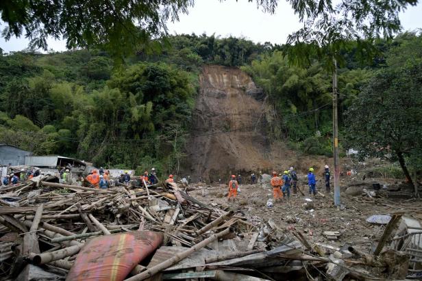 Tote und zerstörte Häuser: Massiver Erdrutsch in Kolumbien