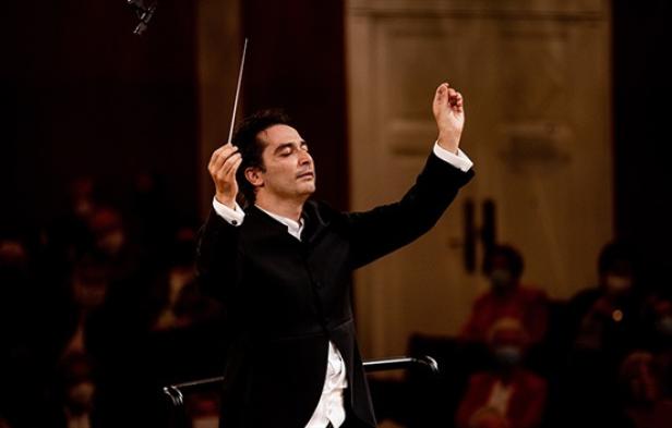 Orozco-Estrada tritt als Chefdirigent der Wiener Symphoniker zurück