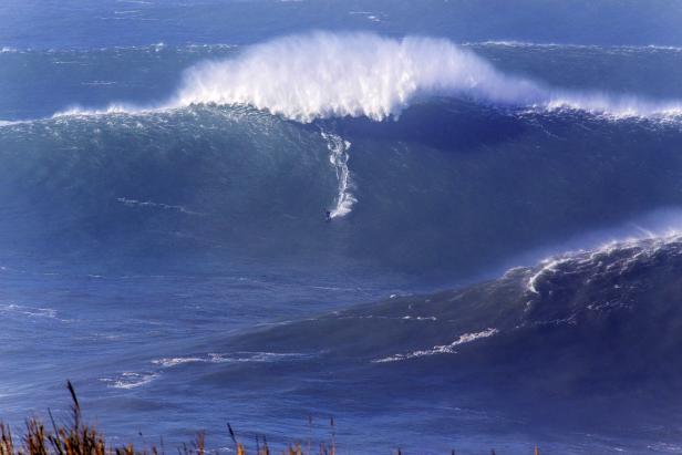 Surfparadies Portugal: 5 Geheimtipps für Wellenreiter