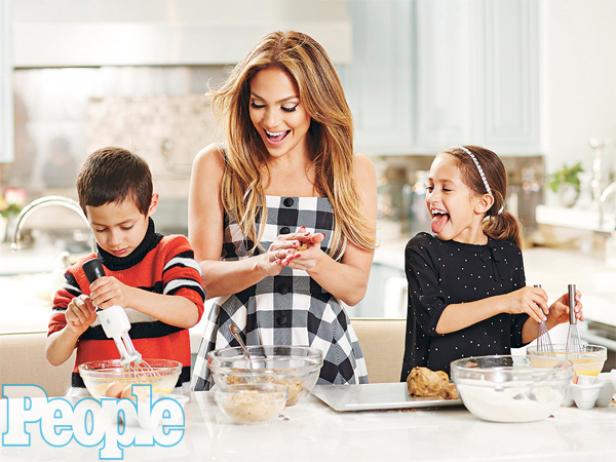 Gute Werbung: J.Lo präsentiert ihre Kinder