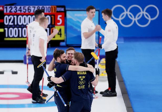 Curling - Men's Gold Medal Game - Sweden v Britain
