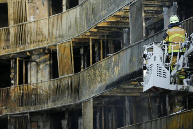 Keine Toten trotz Feuer-Infernos in deutschem Wohnblock