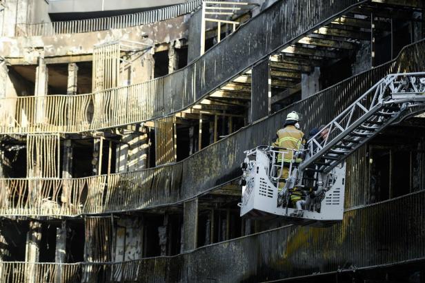 Keine Toten trotz Feuer-Infernos in deutschem Wohnblock