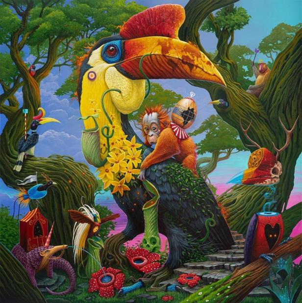 Ein Orang-Utan sitzt auf einem Nashornvogel in einer üppigen, surrealen Dschungellandschaft.