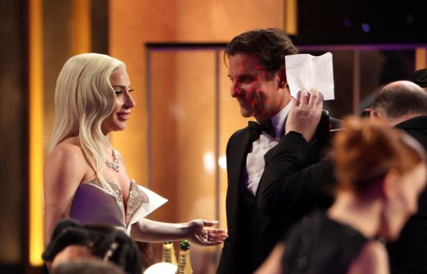 Lady Gaga und Bradley Cooper: Emotionales Wiedersehen bei den SAG-Awards