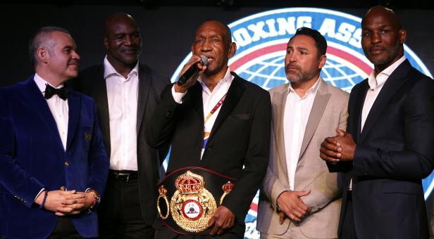 Boxing figures are cited in Medellin at the start of the WBA convention