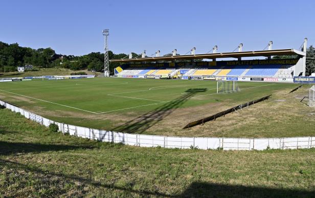 ++ THEMENBILD ++ FUSSBALL: 100 JAHRE HOHE WARTE / FIRST VIENNA FC