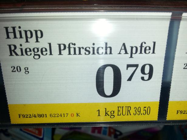 Ein Preisschild für Hipp Riegel Pfirsich Apfel mit einem Preis von 0,79 Euro.