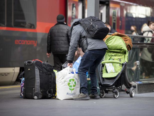 Wien und Salzburg: Immer mehr Flüchtlinge kommen mit dem Zug an