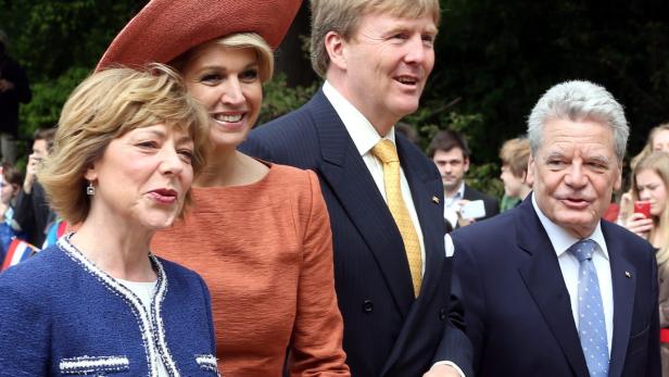 Bundespräsident Gauck mit König Willem-Alexander und Königin Máxima der Niederlande.
