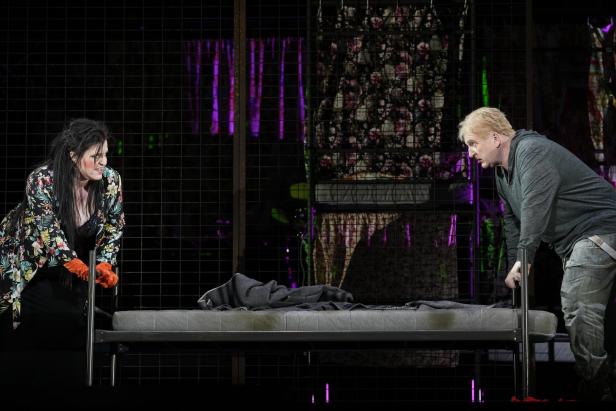 Opernpremiere: Ein farbenreicher, musikalisch gelungener „Parsifal“