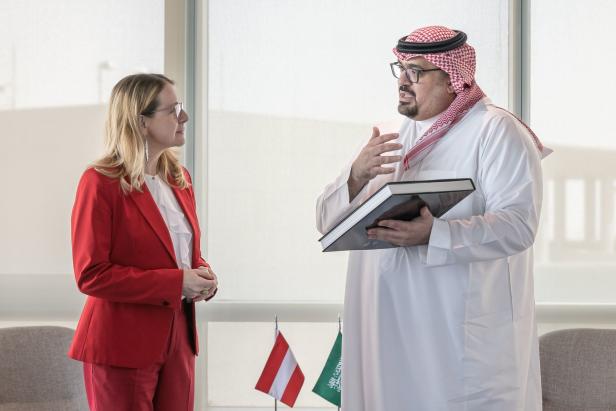 Internationales Gedränge um Öl- und Geldhahn der Saudis
