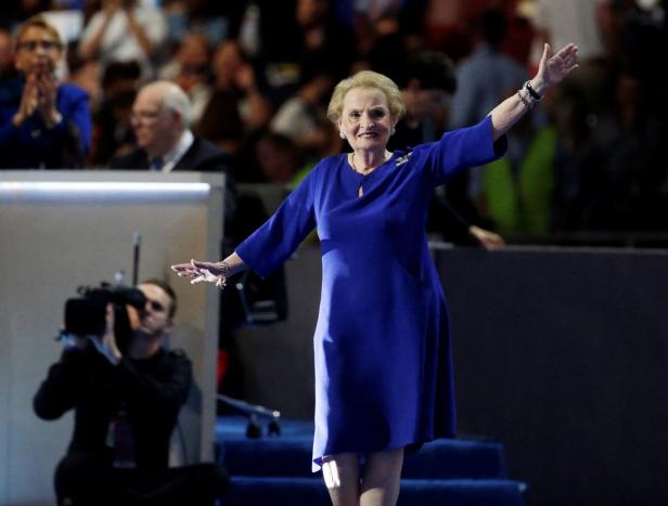 Hitlers Bomben und Putins Zorn: Das Leben der Madeleine Albright