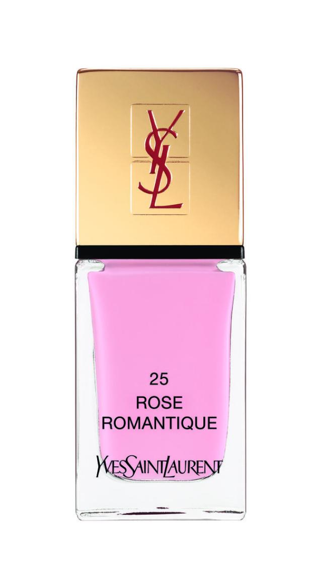 Ein Flakon „Rose Romantique“ Nagellack von Yves Saint Laurent.