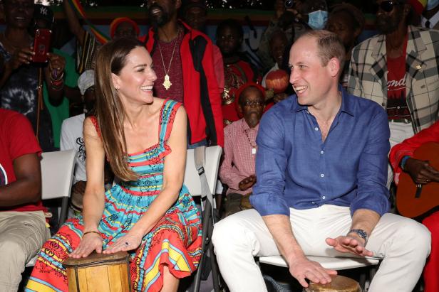 Ungewohnte Zärtlichkeiten: William und Kates intimsten Momente in der Karibik