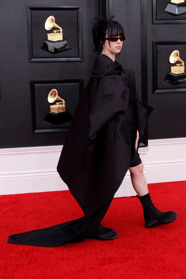 Grammys 2022: Das waren die schönsten Outfits am roten Teppich