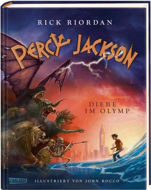 Das Cover des Buches „Percy Jackson – Diebe im Olymp“ von Rick Riordan zeigt Percy auf einer Welle vor New York.