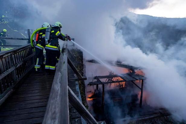 Nach Brand bei Ruine: Kripo ermittelt gegen Brandstifter in Senftenberg