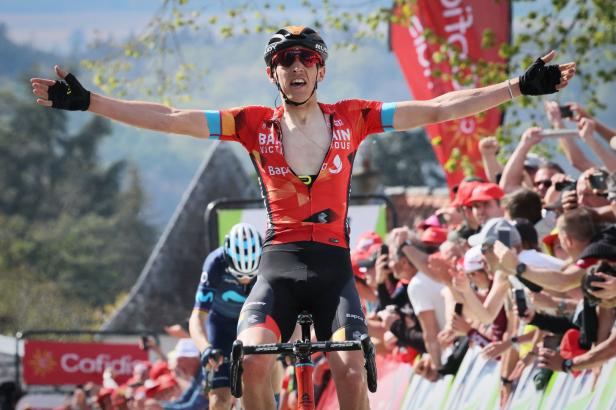 Radprofi Felix Gall bleibt im Spitzenfeld der Tour of the Alps