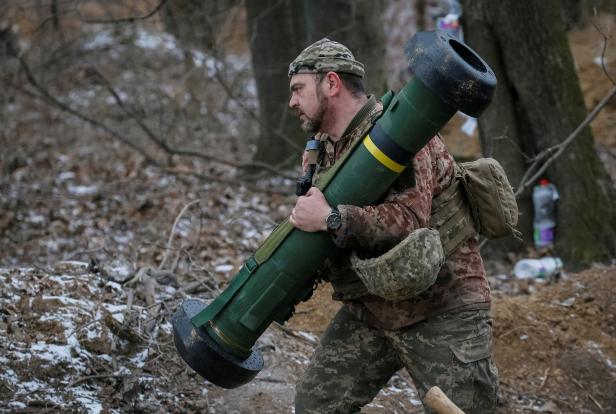 Ukraine-Krieg: Schwere Waffen, schwere Fehler?