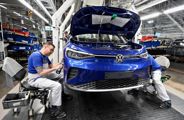 Im Volkswagen-Werk in Zwickau werden die VW-Elektroautos gefertigt Im Volkswagen-Werk in Zwickau werden die VW-Elektroautos gefertigt