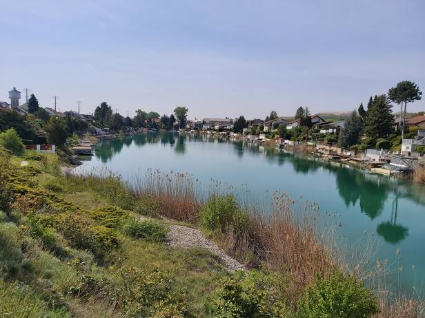 Gerasdorf: Teich-Anrainer fürchten um ihre Lebensqualität