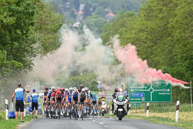 Giro d'Italia: Altstar Mark Cavendish gewinnt 3. Etappe in Ungarn