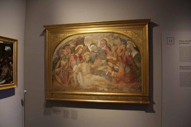 Eine Darstellung der Beweinung Christi, umgeben von Trauernden.