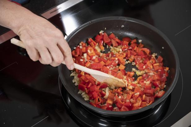 Gartenfrisch aus dem Kochsalon: Frische Paprika-Chili-Sauce