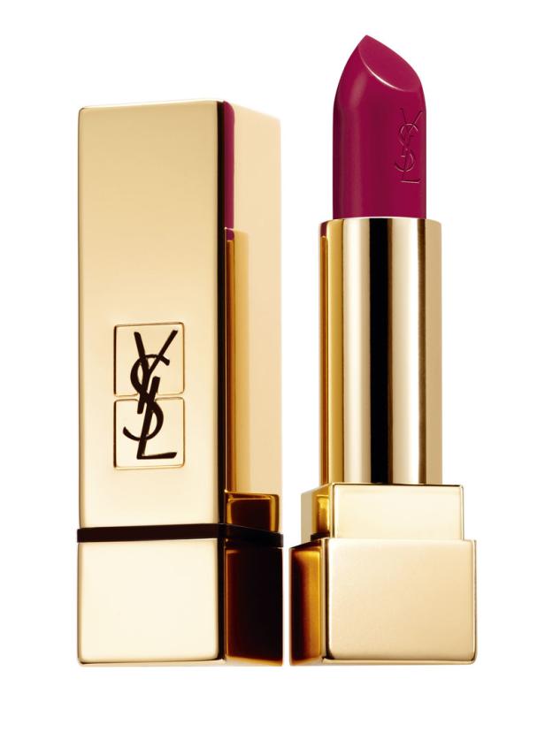 Ein geöffneter, goldener Lippenstift von Yves Saint Laurent mit pinkfarbener Spitze.