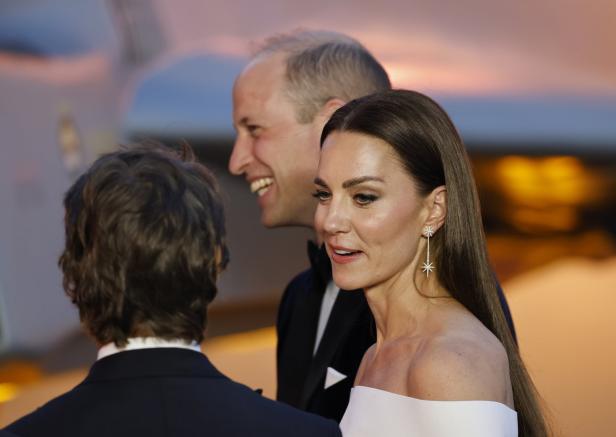 Royal-Fans lästern über Kate bei Top-Gun-Premiere: "William wird eifersüchtig sein"