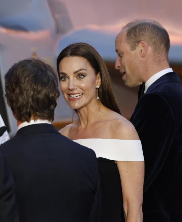 Royal-Fans lästern über Kate bei Top-Gun-Premiere: "William wird eifersüchtig sein"