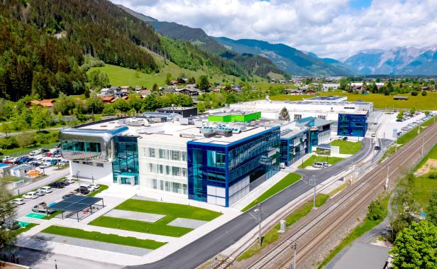 Hagleitner Hygiene eröffnet neues Werk in Salzburg